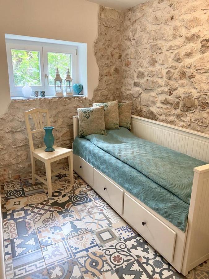 Steinhaus Mit Terrasse Apartment Rovinj Exterior foto
