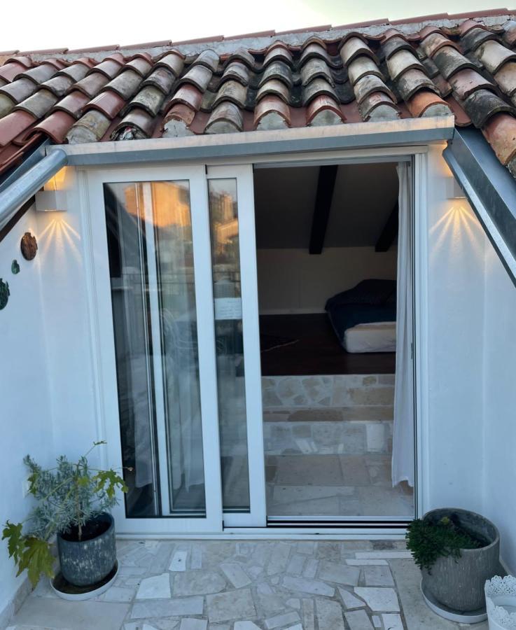 Steinhaus Mit Terrasse Apartment Rovinj Exterior foto